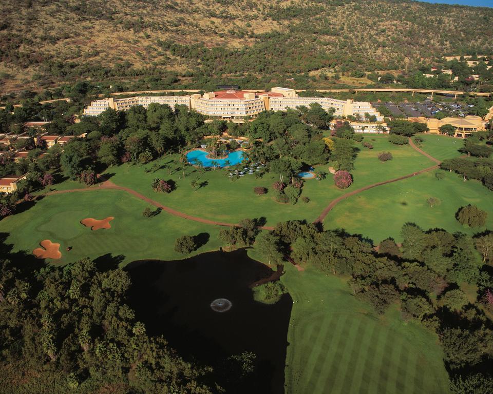 Soho Hotel & Casino At Sun City Exterior photo