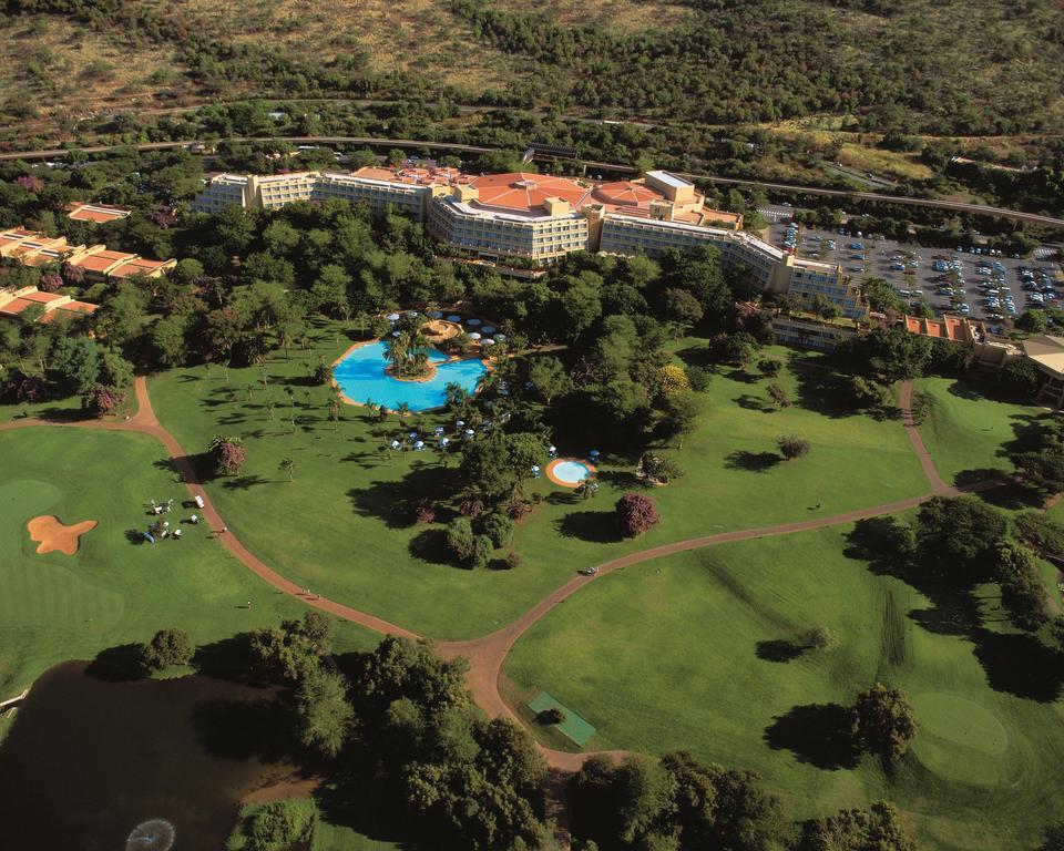 Soho Hotel & Casino At Sun City Exterior photo